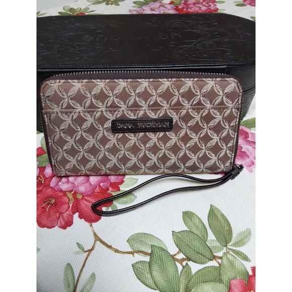 DANA BUCKMAN WOMEN'S WALLET BROWN BEIGE TAN LOGO ZIP AROUND RN130283 - Picture 5 of 5